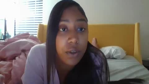 jottijade online show from October 4, 2025, 6:44 am