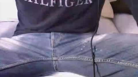 jovenduro84 online show from February 22, 2026, 7:19 am