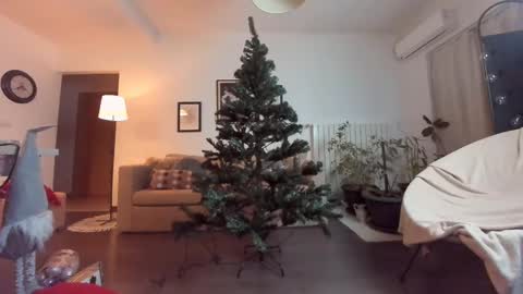 CassidyJoy online show from December 12, 2024, 3:48 pm