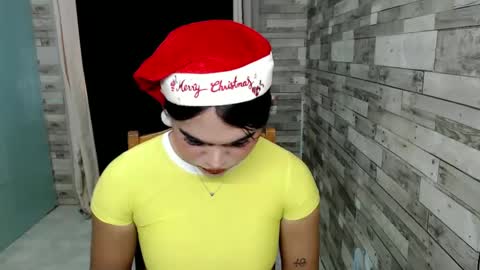 Snapshot of joycum_xxx chatting on December 9, 2024, 2:13 am JOY in your heart online show from December 9, 2024, 2:13 am