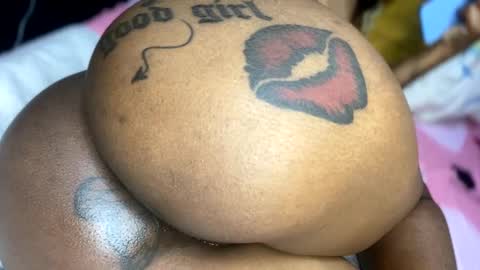 Butterflyass online show from February 9, 2025, 1:33 am