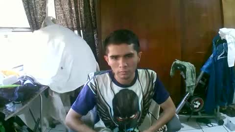 Snapshot of jperezoficcial chatting on October 19, 2025, 11:38 pm J Prez Official online show from October 19, 2025, 11:38 pm