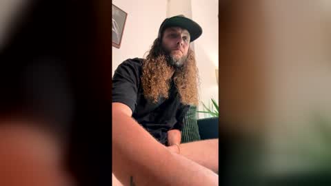jpthehippie online show from June 6, 2026, 7:51 pm