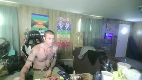 jrizzle1111 online show from November 23, 2025, 1:33 pm