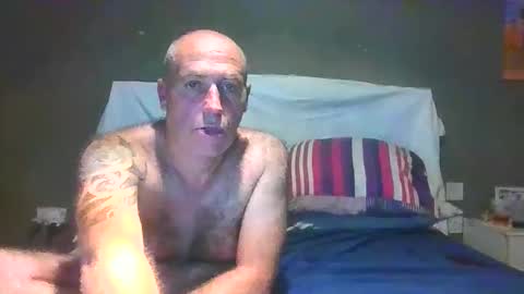 Naughty Couple online show from March 31, 2026, 8:31 pm