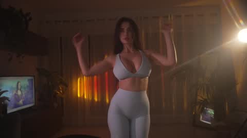 Jennifer Diaz online show from March 19, 2026, 10:03 pm