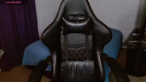 Jessi Dee online show from April 20, 2026, 2:03 am