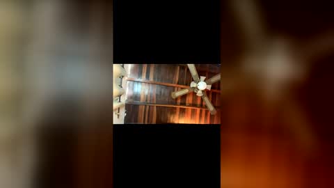 Snapshot of juan_bunny chatting on June 6, 2026, 1:38 pm lJuanl online show from June 6, 2026, 1:38 pm
