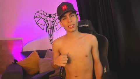 Snapshot of juan_posada1 chatting on February 3, 2026, 3:50 pm Juan Posada online show from February 3, 2026, 3:50 pm