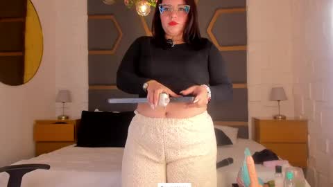 Juana Valkiria online show from April 23, 2026, 3:30 am