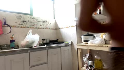 Juan Esteban online show from December 4, 2024, 12:36 pm