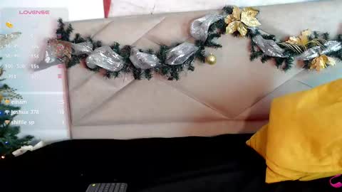 juancamilo66_ online show from December 21, 2024, 9:44 am