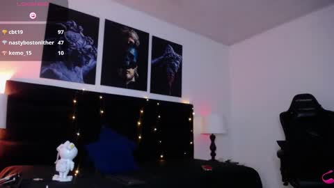 juancamilo66_ online show from February 4, 2025, 9:17 am