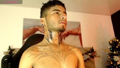 Juan online show from December 8, 2024, 11:19 pm