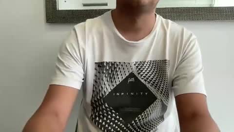 juandavergax42 online show from March 31, 2026, 5:13 pm