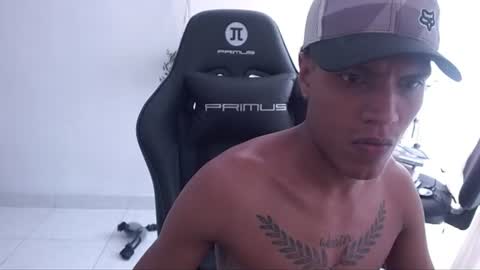 Snapshot of juandiegosv chatting on June 21, 2026, 5:37 pm juandiegosv online show from June 21, 2026, 5:37 pm