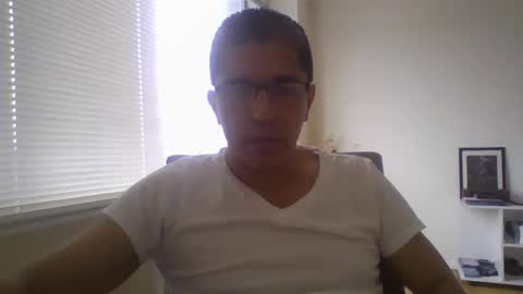 juanearth1 online show from March 6, 2026, 5:31 pm