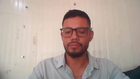 Snapshot of juanfe_style chatting on November 7, 2025, 4:07 pm juanfe_style online show from November 7, 2025, 4:07 pm