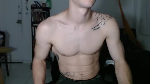 Snapshot of juanisimo_ chatting on January 20, 2025, 4:10 am JUANISIMO online show from January 20, 2025, 4:10 am