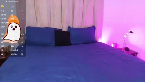 Blue online show from October 8, 2025, 2:25 pm