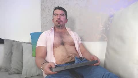 Juan k online show from January 5, 2026, 5:27 pm