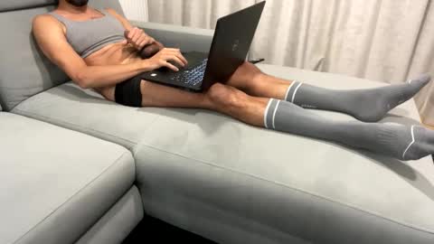 juanxxxo_ online show from February 21, 2025, 10:15 pm