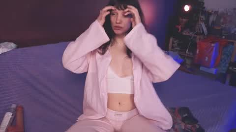 Arina online show from January 28, 2025, 4:41 pm