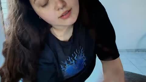 Snapshot of judithamelia chatting on December 6, 2024, 9:35 pm Judithamelia online show from December 6, 2024, 9:35 pm