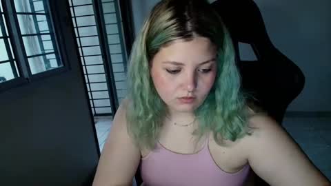 Snapshot of judithamelia chatting on March 3, 2025, 9:05 pm Judithamelia online show from March 3, 2025, 9:05 pm