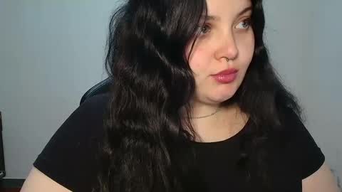 Snapshot of judithamelia chatting on September 16, 2025, 8:43 pm Judithamelia online show from September 16, 2025, 8:43 pm