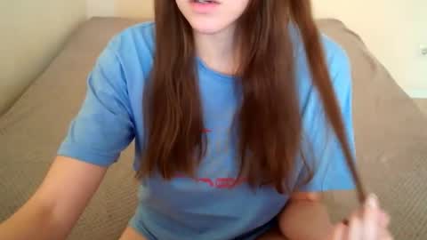 JuiceTalia online show from October 3, 2025, 8:33 am