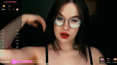 Snapshot of juicy_burrito chatting on November 4, 2025, 9:03 pm Bella online show from November 4, 2025, 9:03 pm