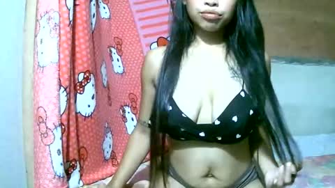 juicy_momma online show from November 29, 2025, 1:58 pm