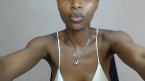 Snapshot of juicy_pinkpussy564197 chatting on February 26, 2026, 3:33 pm olivia online show from February 26, 2026, 3:33 pm