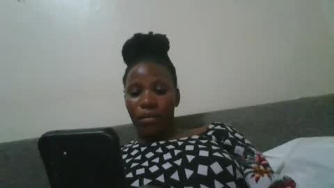 pretty online show from January 18, 2026, 7:06 pm