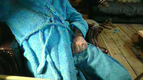 Greg online show from December 16, 2024, 1:42 am