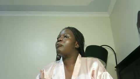 juicyslurrt online show from June 7, 2026, 6:44 pm