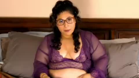 Juicy Teacher online show from July 14, 2026, 12:35 am