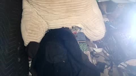 juicyweiner online show from December 14, 2024, 9:07 am