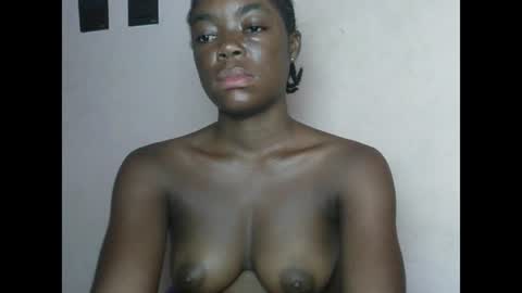 juicyyxboobs online show from July 3, 2026, 8:04 pm
