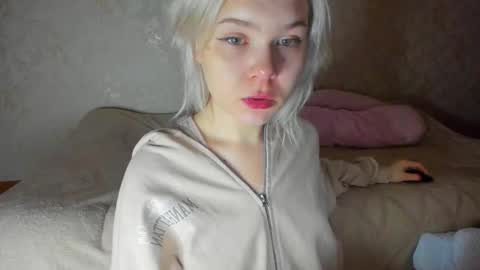 Snapshot of juisykitten chatting on September 30, 2025, 9:31 pm Anna online show from September 30, 2025, 9:31 pm