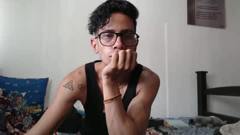 Julfigo online show from January 21, 2025, 7:28 pm