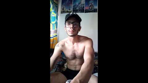 Julfigo online show from December 5, 2025, 7:21 pm