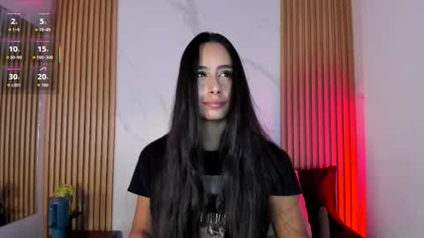 Snapshot of julia_martinezz_ chatting on February 12, 2026, 11:38 am J U L IA M A R T I N E Z online show from February 12, 2026, 11:38 am