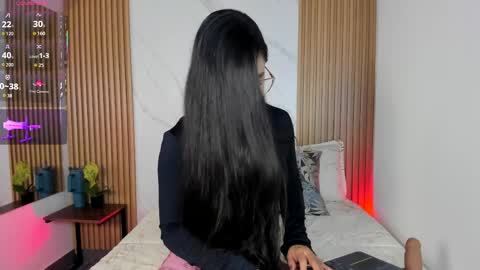 Snapshot of julia_martinezz_ chatting on March 31, 2026, 11:32 am J U L IA M A R T I N E Z online show from March 31, 2026, 11:32 am