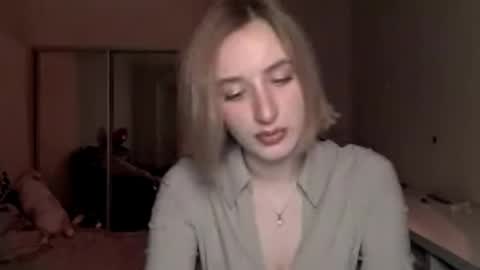 Kate online show from February 25, 2026, 5:44 pm