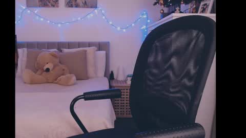 Snapshot of julialiones chatting on December 26, 2024, 3:31 pm julialiones online show from December 26, 2024, 3:31 pm