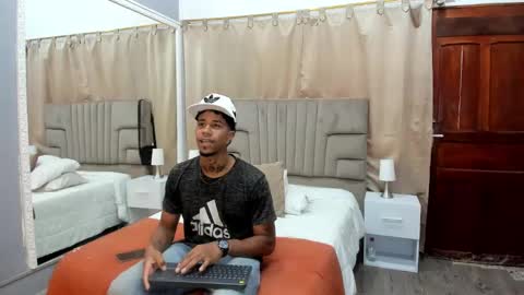 julian billy online show from January 3, 2025, 5:53 pm