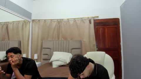 julian billy online show from February 8, 2025, 2:49 pm