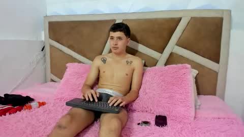 julian online show from November 28, 2025, 4:20 pm